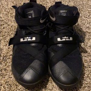 Basketball shoes Nike black LebronJames 23 Soldier